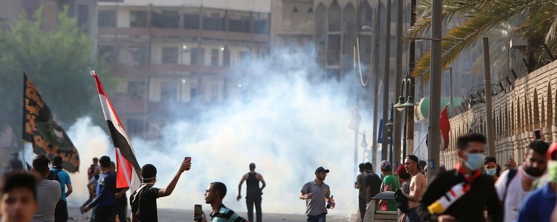 媒体： 巴格达10多名抗议者因催泪瓦斯受伤 - 俄罗斯卫星通讯社, 1920, 29.09.2022