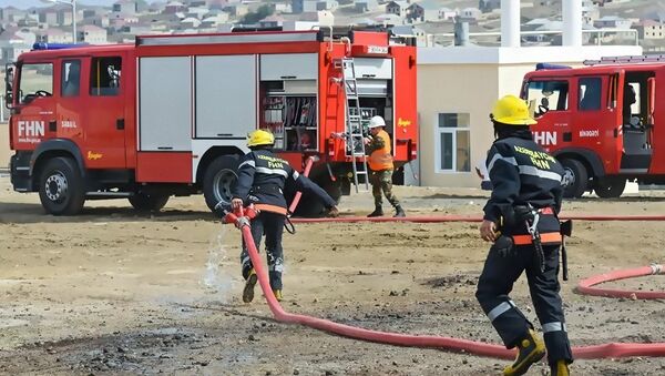 阿塞拜疆消防隊員 - 俄羅斯衛星通訊社
