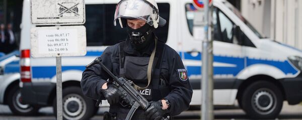 Сотрудник немецкой полиции - 俄罗斯卫星通讯社