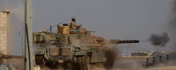 敘媒：土耳其佔領敘拉卡省蘇路克鎮 - 俄羅斯衛星通訊社