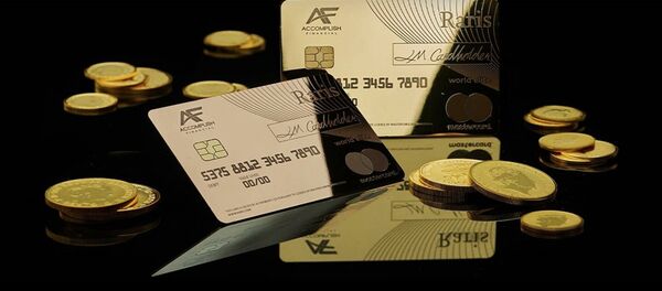 英国开始发行纯金银行卡 英国开始发行纯金银行卡 - 俄罗斯卫星通讯社