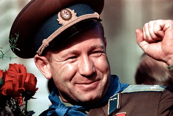 “太空行走第一人”阿列克謝·列昂諾夫去世 - 俄羅斯衛星通訊社