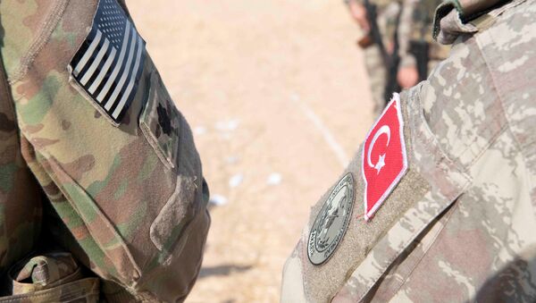 Солдаты вооруженных сил США и Турции в Сирии - 俄罗斯卫星通讯社