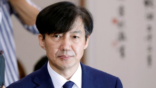 韓國法務部長官曹國表明辭意 - 俄羅斯衛星通訊社