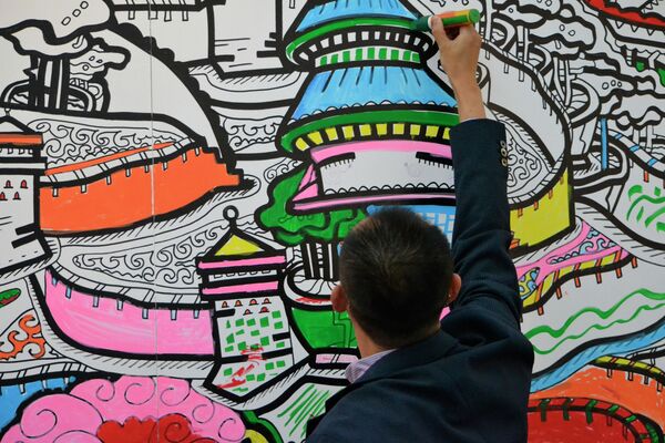 俄当代画家邀请北京市民创作壁画 俄当代画家邀请北京市民创作壁画 - 俄罗斯卫星通讯社