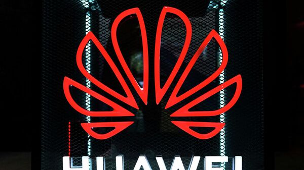 Логотип Huawei. Германия - 俄罗斯卫星通讯社