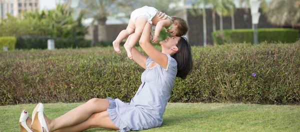 Мать с дочкой - 俄罗斯卫星通讯社