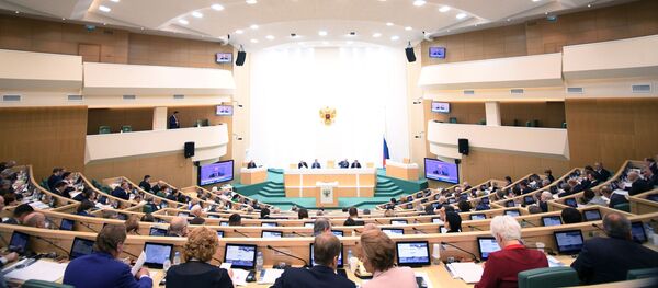 Сенаторы на заседании Совета Федерации РФ. Сенаторы на заседании Совета Федерации РФ. - 俄羅斯衛星通訊社