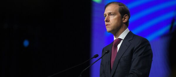  Министр промышленности и торговли РФ Денис Мантуров - 俄罗斯卫星通讯社