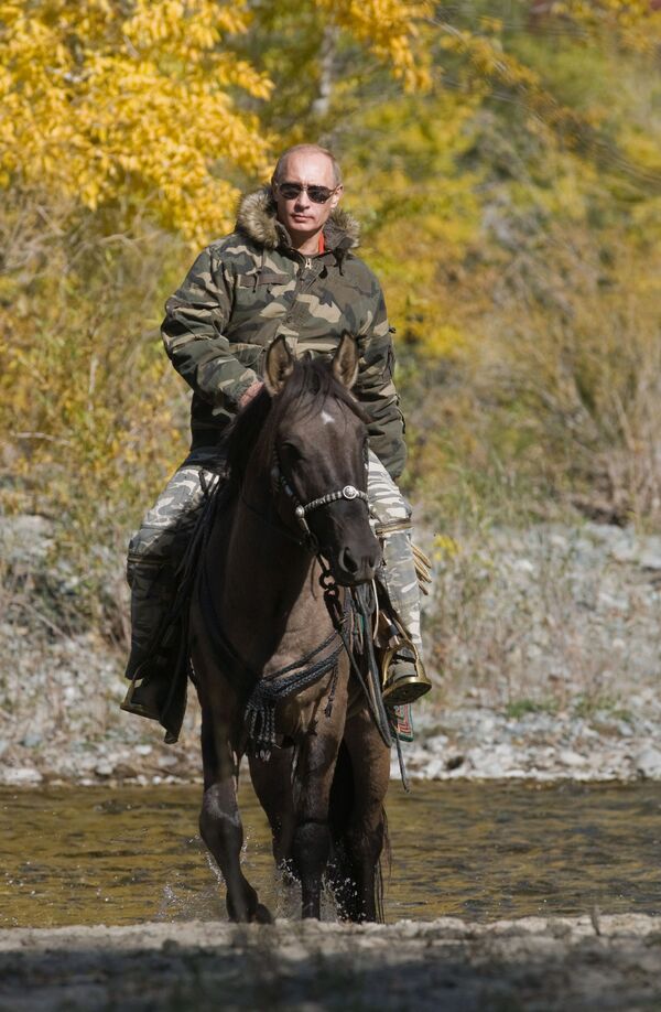 俄羅斯總統弗拉基米爾·普京在烏布蘇湖盆地生物圈保護區探險 - 俄羅斯衛星通訊社