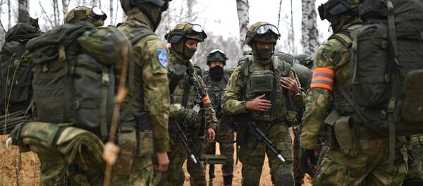 俄国家近卫军与中国武警部队摧毁假想恐怖分子营地 - 俄罗斯卫星通讯社