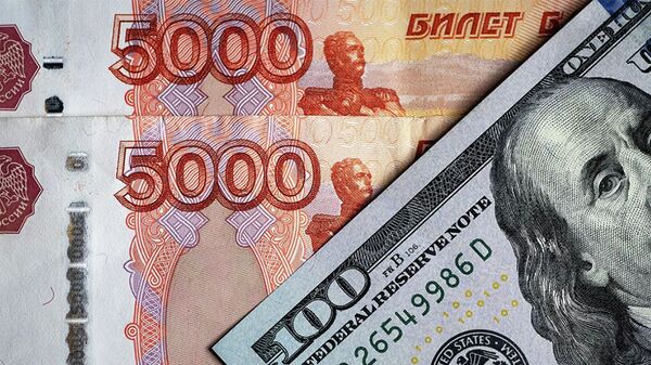 莫交所美元汇率自2022年3月23日以来首次突破100卢布 - 俄罗斯卫星通讯社