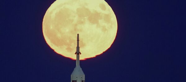 Суперлуние - 俄罗斯卫星通讯社