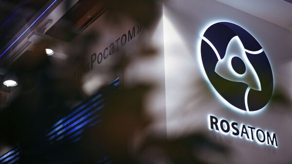Логотип государственной корпорации по атомной энергии Росатом - 俄罗斯卫星通讯社