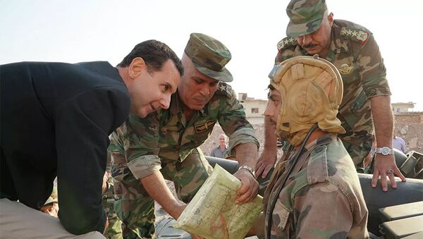 Президент Сирии Башар Асад во время встречи с военными САР - 俄羅斯衛星通訊社