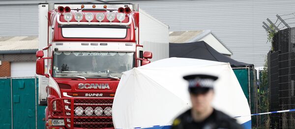 Место обнаружения грузовика с телами 39 человек в Великобритании Место обнаружения грузовика с телами 39 человек в Великобритании - 俄羅斯衛星通訊社