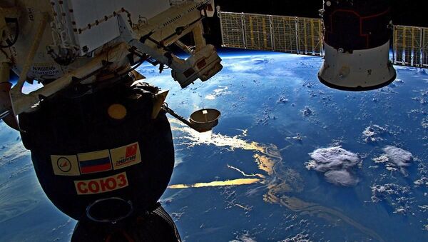 太空垃圾從國際空間站旁邊飛過後俄系統繼續監控空間 - 俄羅斯衛星通訊社