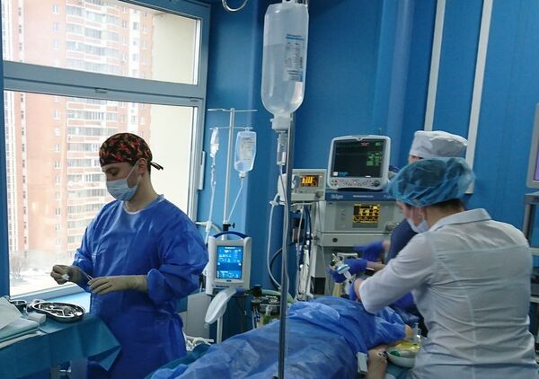 «你好，俄罗斯»节目：术后恢复从6个月变成3天 - 俄罗斯卫星通讯社