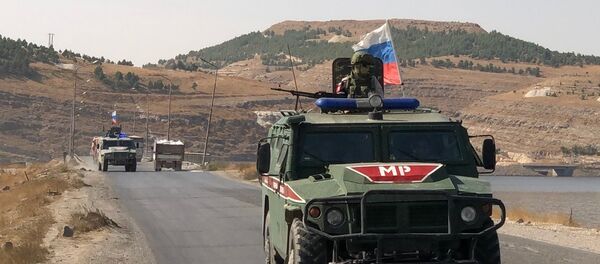 Бронеавтомобили военной полиции РФ - 俄羅斯衛星通訊社