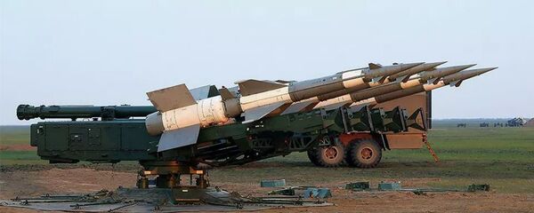 Учения с боевой стрельбой из зенитных ракетных комплексов ВС Украины - 俄罗斯卫星通讯社