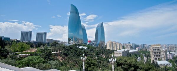 Здание парламента Азербайджана и Пламенные башни в Баку - 俄罗斯卫星通讯社