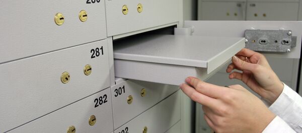 Банковские сейфы (ячейки). Работа ОАО «АИКБ “Татфондбанк”» в Казани. - 俄罗斯卫星通讯社