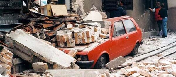 Улица Белграда после бомбардировки - 俄罗斯卫星通讯社