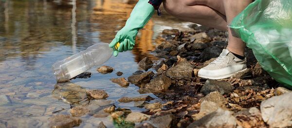 Мусор в воде Мусор в воде - 俄罗斯卫星通讯社
