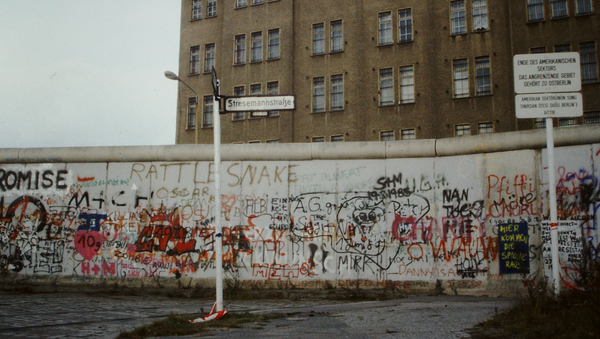 Берлинская стена - 俄羅斯衛星通訊社