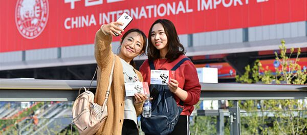 Международный импортный ЭКСПО в Шанхае. - 俄罗斯卫星通讯社