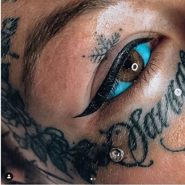 澳大利亚女子因眼部纹身失明数周 - 俄罗斯卫星通讯社