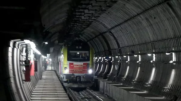 新貨運線路的首列列車從中國經老撾和泰國駛往馬來西亞  - 俄羅斯衛星通訊社