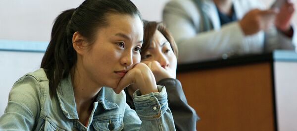 Китайские студенты - 俄罗斯卫星通讯社