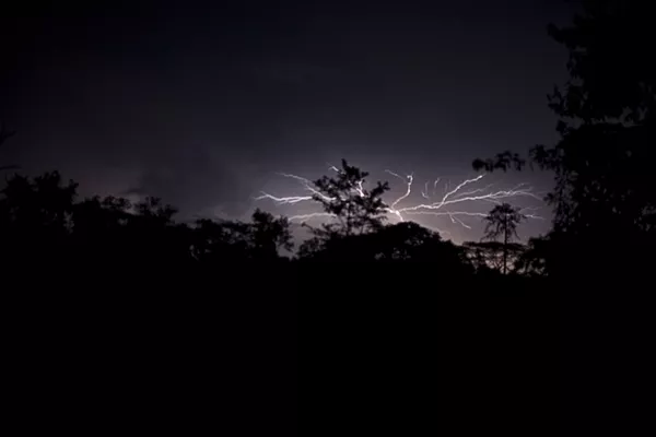 利比里亞薩波國家公園上空的雷暴 利比里亞薩波國家公園上空的雷暴 - 俄羅斯衛星通訊社