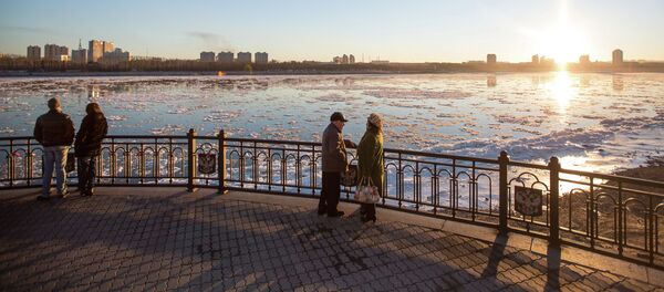  Набережная реки Амур в городе Благовещенске.  - 俄罗斯卫星通讯社