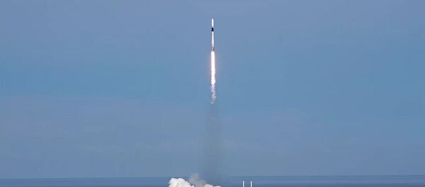 Старт ракеты-носителя Falcon 9. - 俄羅斯衛星通訊社
