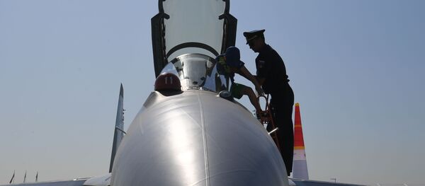 Многоцелевой истребитель Су-35С - 俄羅斯衛星通訊社