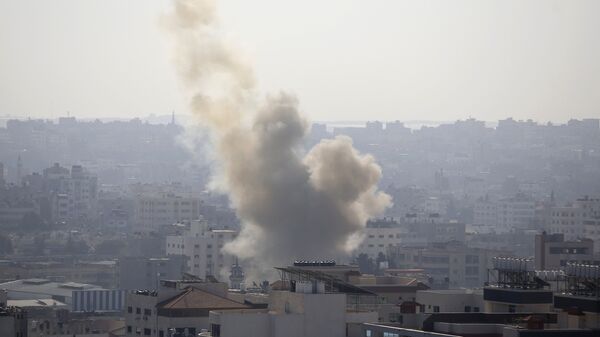 Дым над сектором Газа после ударов израильской армии - 俄罗斯卫星通讯社