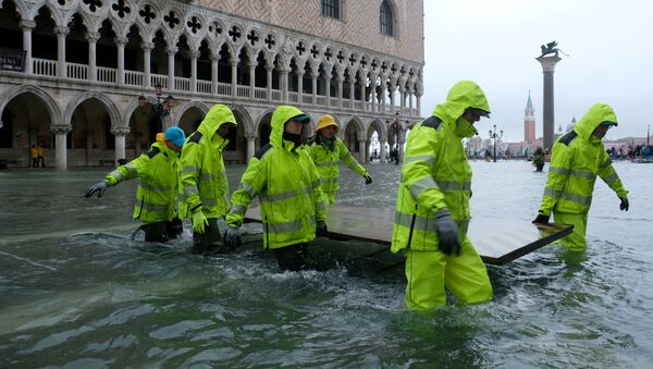 威尼斯水災 - 俄羅斯衛星通訊社