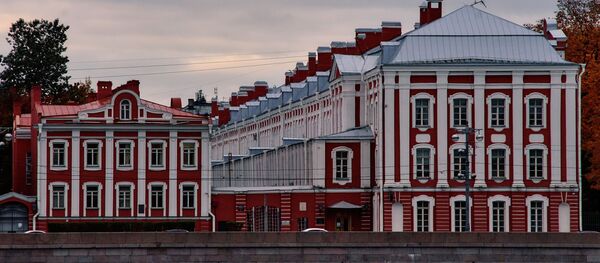 Комплекс зданий Санкт-Петербургского Государственного университета на Васильевском острове в Санкт-Петербурге. - 俄罗斯卫星通讯社