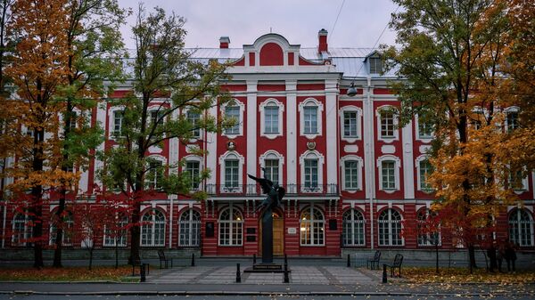 圣彼得堡国立大学主楼 - 俄罗斯卫星通讯社