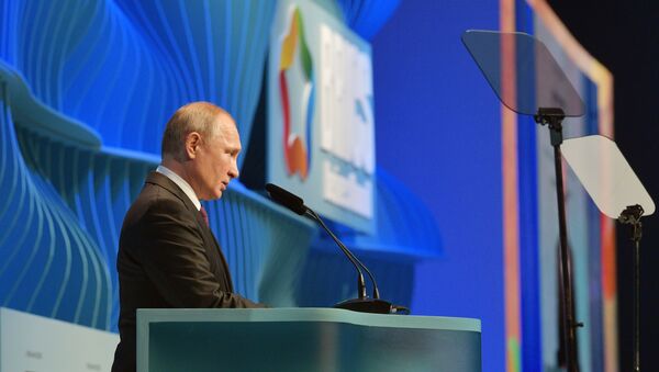 Рабочий визит президента РФ В. Путина в Бразилию для участия саммите БРИКС - 俄罗斯卫星通讯社