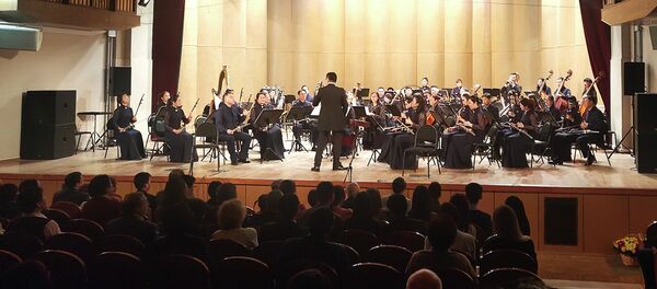 Шанхайский национальный оркестр выступает в Москве - 俄罗斯卫星通讯社