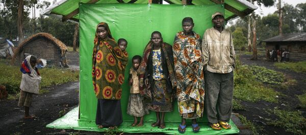Группа пигмеев в деревне Мубамбиро, республика Конго - 俄罗斯卫星通讯社