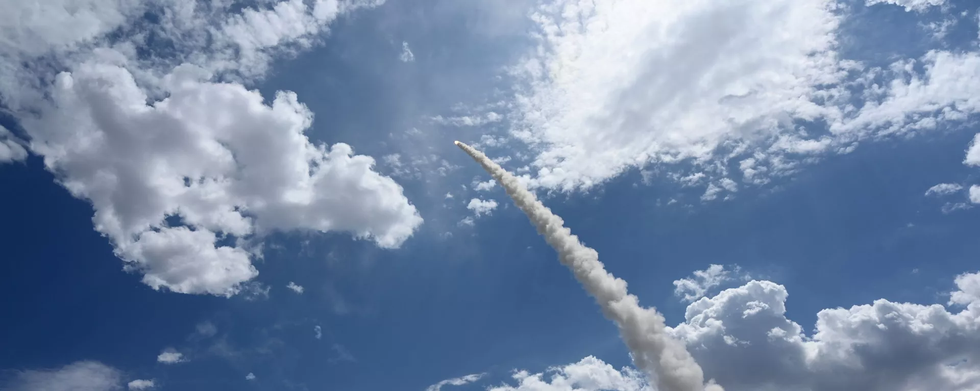 俄國防部：烏軍使用多枚巡航導彈襲擊刻赤市造船廠 - 俄羅斯衛星通訊社, 1920, 05.11.2023