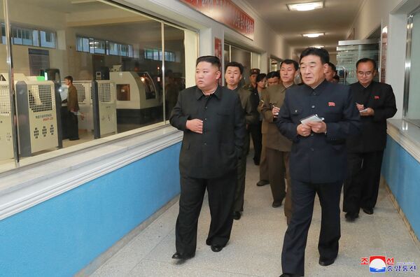 戰爭就是戰爭：金正恩視察朝鮮 - 俄羅斯衛星通訊社