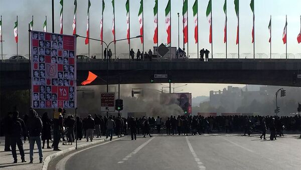 Протест в Тегеране - 俄羅斯衛星通訊社