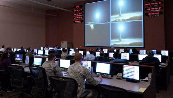 Испытательный запуск ракеты Minuteman III на авиабазе Ванденберг, Калифорния - 俄罗斯卫星通讯社