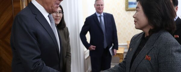 Глава МИД РФ Сергей Лавров и первый заместитель главы МИД КНДР Цой Сон Хи Глава МИД РФ Сергей Лавров и первый заместитель главы МИД КНДР Цой Сон Хи - 俄罗斯卫星通讯社