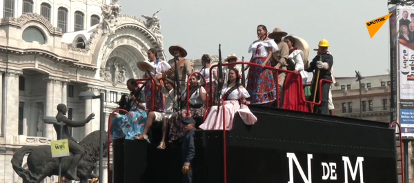 墨西哥革命109週年：街頭舉行豐富多彩的閱兵遊行活動  - 俄羅斯衛星通訊社